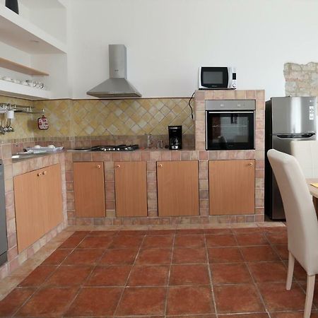 Apartman Cinkopan プーラ エクステリア 写真
