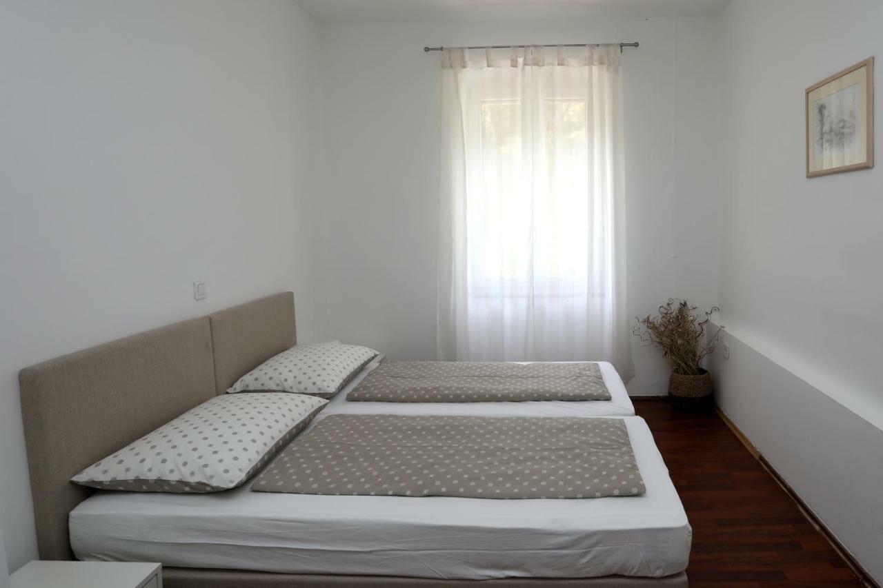 Apartman Cinkopan プーラ エクステリア 写真
