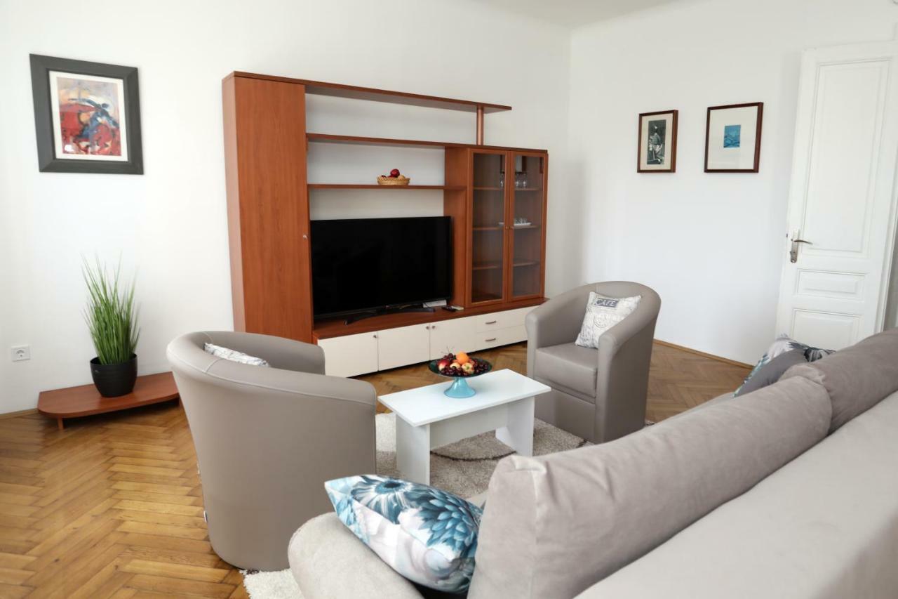 Apartman Cinkopan プーラ エクステリア 写真